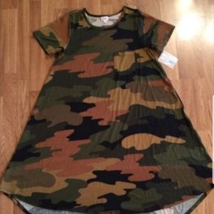 IN SEARCH OF CAMO CARLY